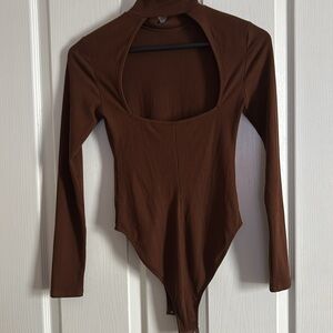 EUC Open back ribbed bodysuit